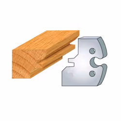 Jeu de 2 fers Hauteur 50mm Entr'axe 24mm Epaisseur 5,5mm Assemblage 45° Fers réaffutables Se monte sur porte outils 50mm entr ...