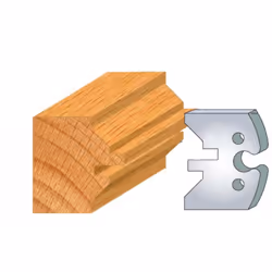 Jeu de 2 fers Hauteur 50mm Entr'axe 24mm Epaisseur 5,5mm Rainure et languette pour lame de volet Fers réaffutables Se monte s ...
