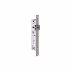 • Entraxe 70mm, carré de 8 mm • Têtière inox • Réversible • Fermeture par cylindre européen • Rappel du 1/2 tour à la clé • L ...