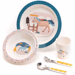 Apprendre à manger n'a jamais été aussi facile grâce au coffret déjeuner Marceau. Votre enfant disposera de tout le nécessair ...