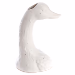 Le vase Oie de chez Amadeus est une pièce unique en son genre, conçue pour apporter une touche de style et d'élégance à votre ...
