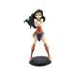 Figurine - PLASTOY - Wonder Woman - 25 cm - Costume emblématique - Base détaillée
