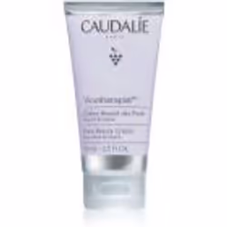 Oubliez-vous aussi vos pieds lorsque vous prenez soin d'une peau parfaitement hydratée ? Il est grand temps d'y remédier ! La ...
