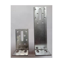 Equerres de bardage type EBC 180 mm épaisseur 2,5 mm carton de 25 pièces