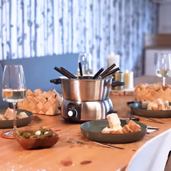 Livoo DOC263 appareil à fondue, raclette et wok 1,8 L 8 personne(s)