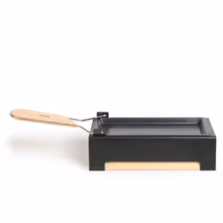 Conçue pour une à deux personnes, la raclette à la bougie MEN395 Livoo vous apportera du réconfort sans consommer d'énergie : ...