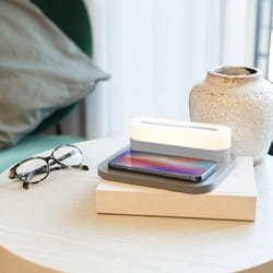 Lampe de chevet - LIVOO - MODULA - Design contemporain - Chargeur à induction - 1 ampoule