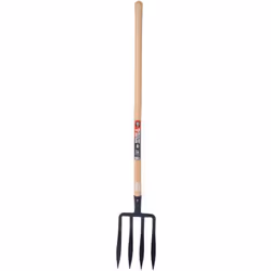 Fourche à bêcher à douille 4 dents spatulées