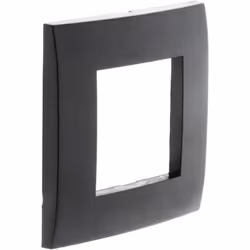Description générale Plaque noire mate Simplea, idéale pour l'encadrement d'interrupteurs ou de prises. Elle apporte une fini ...