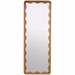 Craquez pour le doux design du miroir en bois Tinny Atmosphera. Ce miroir aux dimensions généreuses possède un cadre en bois  ...