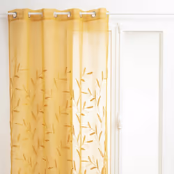 Apportez une touche de couleur à votre pièce avec ce voilage. Son design saura mettre en avant la décoration de votre intérie ...