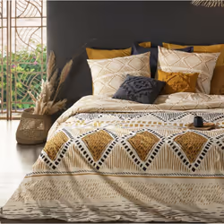 Description générale Cette parure de lit 'rayures kilim' d'Atmosphera est idéale pour apporter une touche moderne et élégante ...