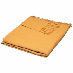 Le Jeté de Lit 230x250 Ocre d'Atmosphera est une véritable déclaration de style. Sa couleur ocre vibrante et chaleureuse appo ...