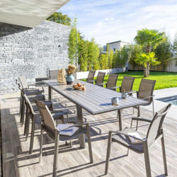 Table de jardin extensible Pavane seigle & praline 12 places en aluminium traité époxy - Hespéride