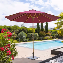 Protégez-vous du soleil tout en décorant votre espace extérieur avec le parasol "TINAEI" Hespéride. Un coin d'ombre agréable  ...