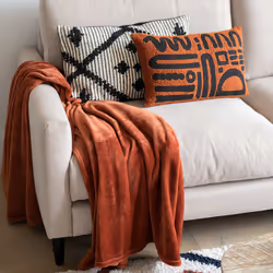 Plaid "Jaiko" en fausse fourrure