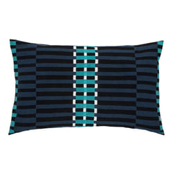 Coussin à rayures en tricot