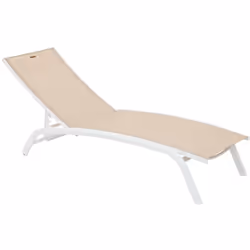 Indispensable pour se prélasser au bord d'une piscine comme dans un jardin, le transat "BONAO" Hespéride est une invitation à ...