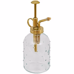 Romantique à souhait, le pulvérisateur "The floral" Atmosphera déposera une note poétique et délicate dans votre intérieur. U ...