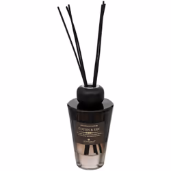Raffiné et élégant, le diffuseur de parfum "Alma" Atmosphera est un cadeau idéal pour les amateurs d'un style contemporain en ...