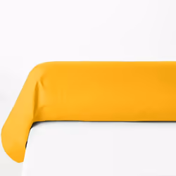 Accessoire indispensable pour une jolie literie, craquez pour cette taie de traversin Atmosphera. Un design classique Cette t ...