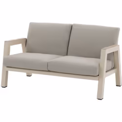 Avec son design original, le canapé de jardin "AXIOME" Hespéride déposera une touche tendance et contemporaine sur une terras ...
