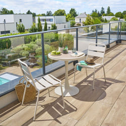 Hesperide - Table de jardin bistro Ovialon effet bois argile & lin en aluminium - Hespéride