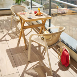 Hesperide - Table de jardin carrée Xenia 2 places en acacia - Hespéride