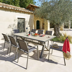 Table de jardin Axiome praline & marron 8 places en aluminium - Hespéride