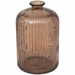 Pratique et plein de charme, le vase "Luz" Atmosphera est réalisé en verre recyclé et il se décline dans une teinte très auth ...