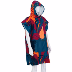 Pratique et ultra léger, le poncho de plage "Yucatan" Atmosphera est indispensable à la plage comme au bord d'une piscine pou ...