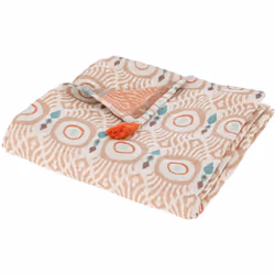 Craquez pour le jeté de lit "Ikat" Atmosphera et faites souffler un vent exotique dans votre chambre à coucher ! Pensé pour h ...