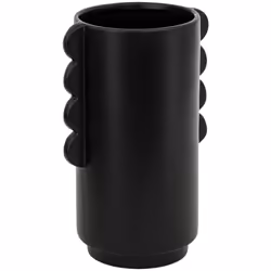 Avec son design moderne, le vase en céramique "Hind" Atmosphera apporte une touche d'originalité dans votre maison. Vos végét ...