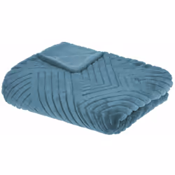 Créez une ambiance cocooning dans votre pièce avec ce plaid gris. Son toucher doux et moelleux vous aidera à passer l'hiver a ...