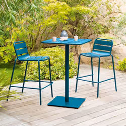Votre jardin gagnera en convivialité avec la table haute "PHUKET" Hespéride, idéale pour faire office de bar ou de mange-debo ...