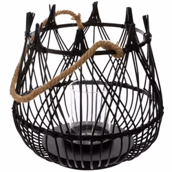 Pour un éclairage tamisé ou comme objet décoratif, choisissez cette lanterne panier "Terre" Atmosphera aux délicats motifs aj ...