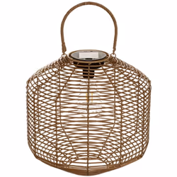 Envie d'authenticité et d'objets déco originaux pour votre extérieur ? Choisissez cette lampe solaire Atmosphera façon lanter ...