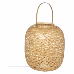 La lampe en bambou Lesia de la marque Atmosphera est conçue dans le style d'une lanterne au design cosy. Cette lampe à poser, ...