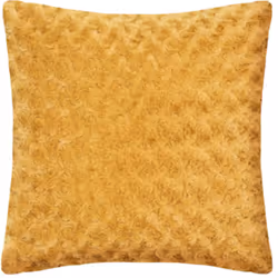 Créez un univers poétique et délicat dans votre intérieur grâce au coussin fourrure bouclé Atmosphera. Une touche de romantis ...