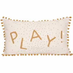 Le coussin décoratif avec l'inscription de la marque Atmosphera pour enfants est un accessoire que nous ne pouvons pas oublie ...