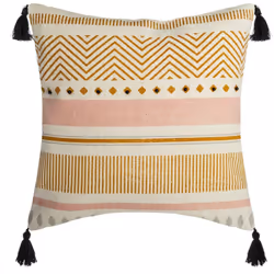 Apportez une touche exotique à votre salon grâce à la housse de coussin "Etnik" Atmosphera. Une décoration de caractère Cette ...
