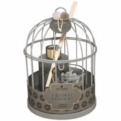 Le coffret "Lola" Atmosphera se décline dans plusieurs senteurs agréables pour adapter l'ambiance de votre intérieur selon vo ...