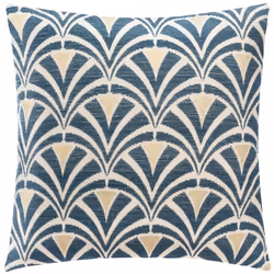 Modernisez votre canapé ou votre lit grâce à la housse de coussin Atmosphera. Un accessoire au design unique Cette housse de  ...