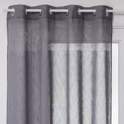 Illuminez votre intérieur avec style grâce au voilage Atmosphera. Pour une décoration de caractère Le voilage se caractérise ...