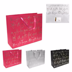 Ces sacs cadeaux seront parfait pour offrir vos cadeaux à vos proches. Les sacs sont livrés de manière aléatoire, disponible  ...