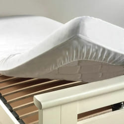 Paris Prix Protège Matelas Ponny AA - Blanc
