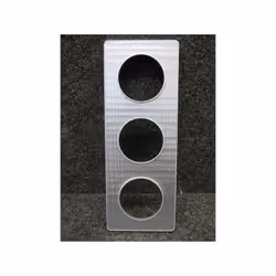 Plaque de finition 3 postes 6 modules alu brossé croco liseré gris alu H-V entraxe 71mm série Odace Touch SCHNEIDER Odace Tou ...