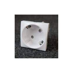 Prise 2P+T 16A standard Allemand SCHUKO blanc antimicrobien mécanisme 45x45mm sans support ni plaque ALTIRA