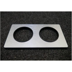 Schneider Electric - Plaque de finition 2 postes 4 modules aluminium brossé avec liseré anthracite horiz/vert entraxe 71mm Odace schneider