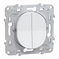 Hauteur : 33 mm Largeur : 82 mm Longueur : 82 mm Poids : 46 grm
